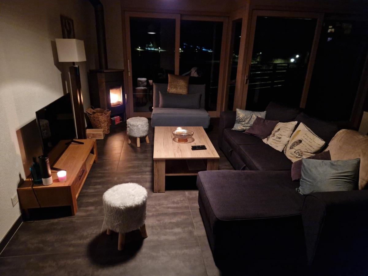 Superbe Appartement Champex-Lac Avec Piscine Et Sauna Ngoại thất bức ảnh