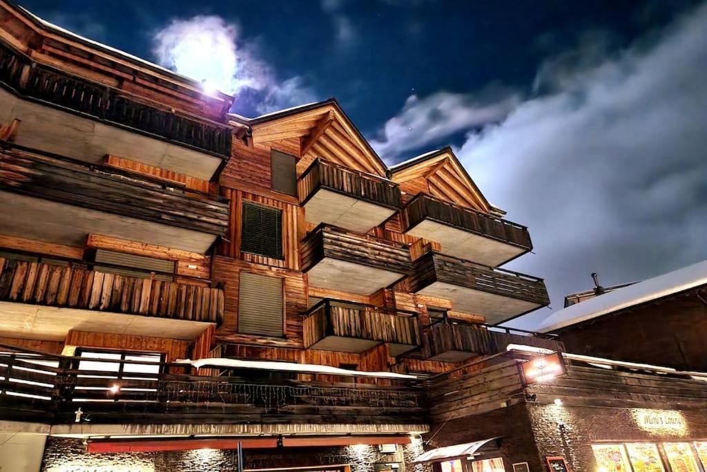 Superbe Appartement Champex-Lac Avec Piscine Et Sauna Ngoại thất bức ảnh