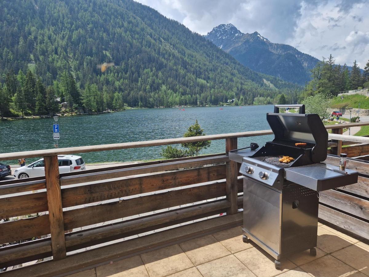 Superbe Appartement Champex-Lac Avec Piscine Et Sauna Ngoại thất bức ảnh