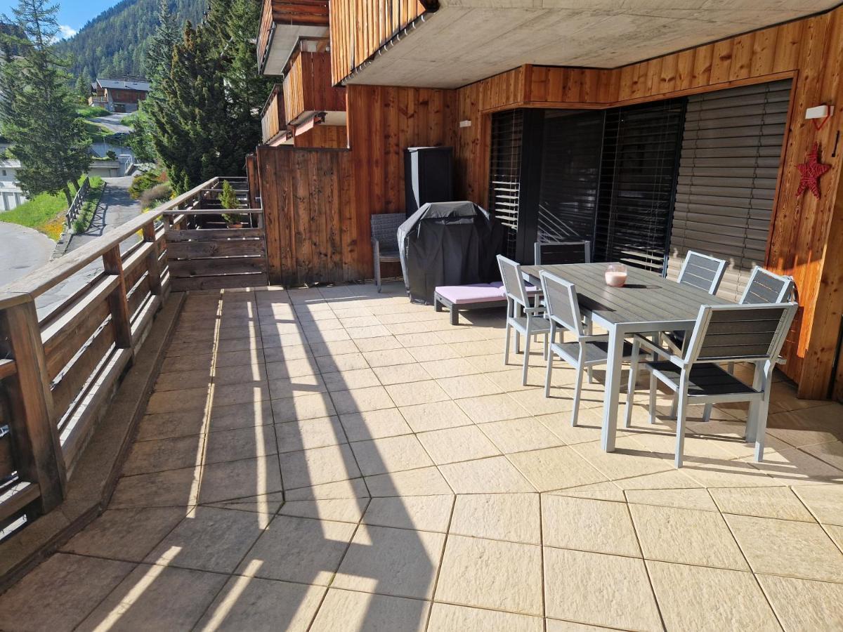 Superbe Appartement Champex-Lac Avec Piscine Et Sauna Ngoại thất bức ảnh